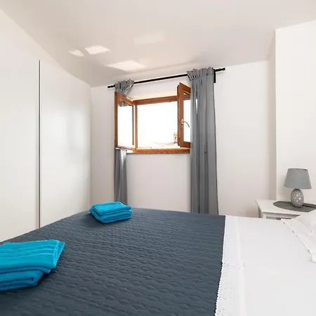 Seaplace #1 Apartment *