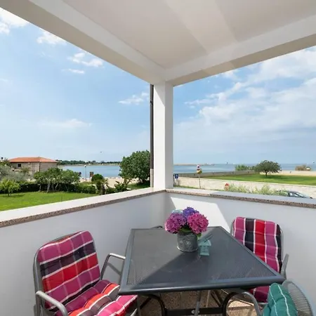 Seaplace #1 Apartment *