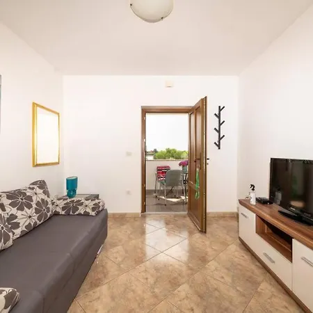 Apartment Seaplace #1 *
